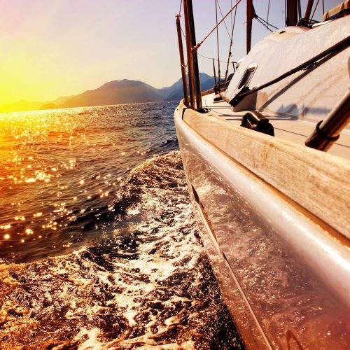 Boat + Accommodation